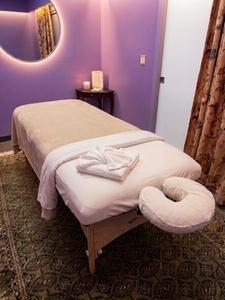 60 min Swedish Massage with Lavender Aromatherapy - Dawoods Deep Tissue Studio