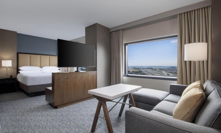 Image 12: Dulles Airport Hotel with Indoor Pool & Free Shuttle