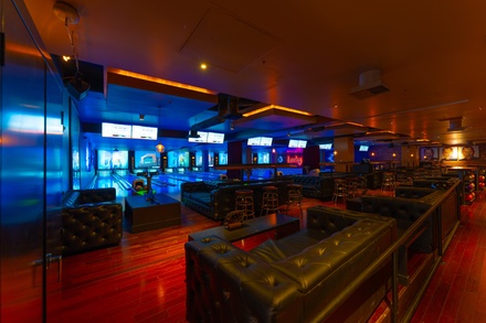 Two Hours of Bowling (Shoes Included) For 2 Guests - Lucky Strike **NAT**