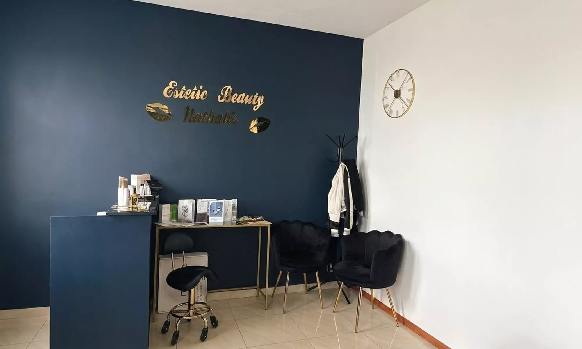 Koreańska pielęgnacja w kilku wariantach lub koktajl Monaco na twarz