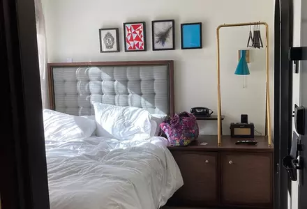 Roomy View Room