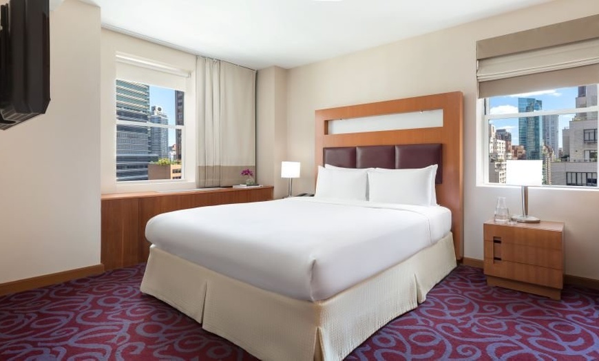 Image 17: Midtown East NYC Hotel near Central Park