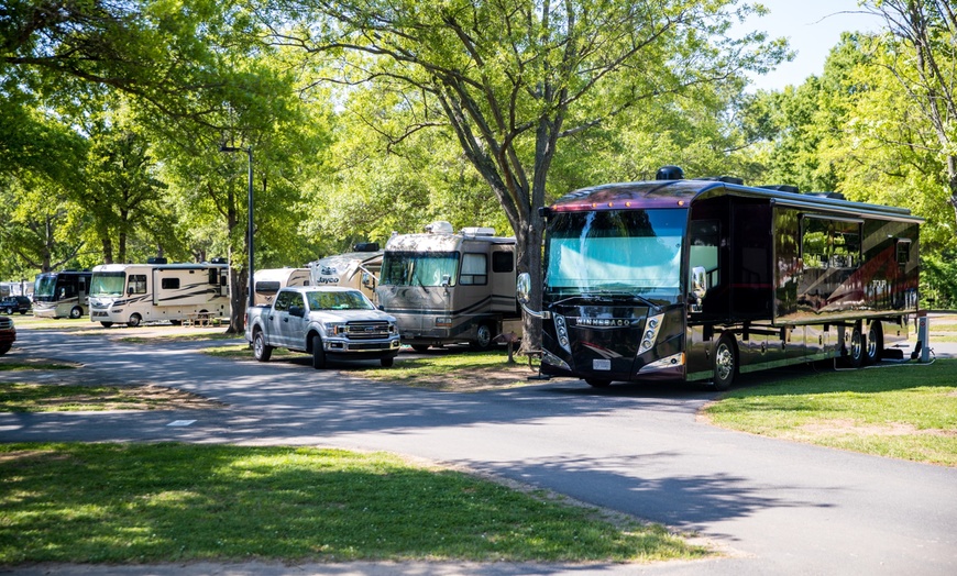 Image 3: Camping Stay at Full Hook-Up Back-In Site with Water, Sewer & Electric