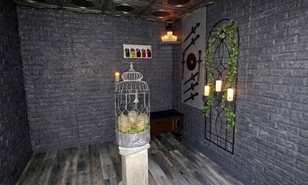 Escape Room for 4: Choice of Clue or Queen of Dragons - ZenithFun