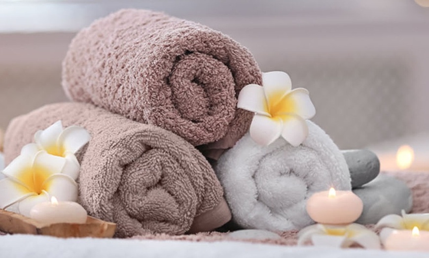 Image 7: Up to 55% Off on Couples Massage at Esteem Beauty Spa & Massage