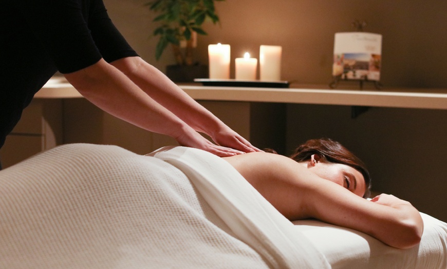 Image 3: Up to 30% Off on Hot Stone Massage at Sculpting By Lady M