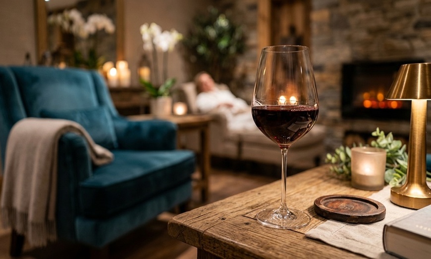 Image 7: Get 60 Mins Swedish Couple's Massage with Hot Stones, Facial & Wine