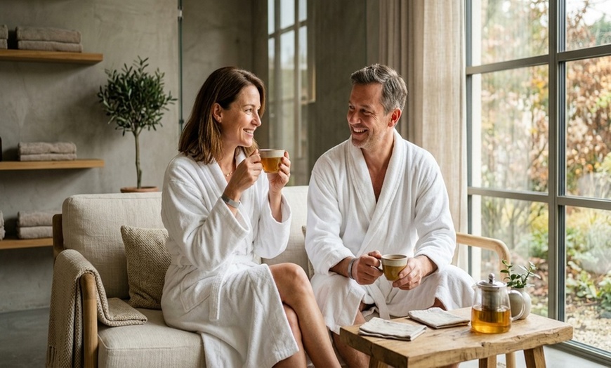 Image 3: 50-Minute Couples Massage at High-Rated Therapeutic Center