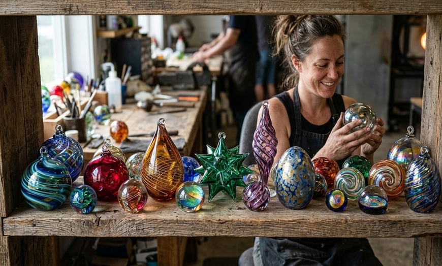 Image 3: Learn Glass Blowing on the Torch with Introductory Classes for 1 or 2