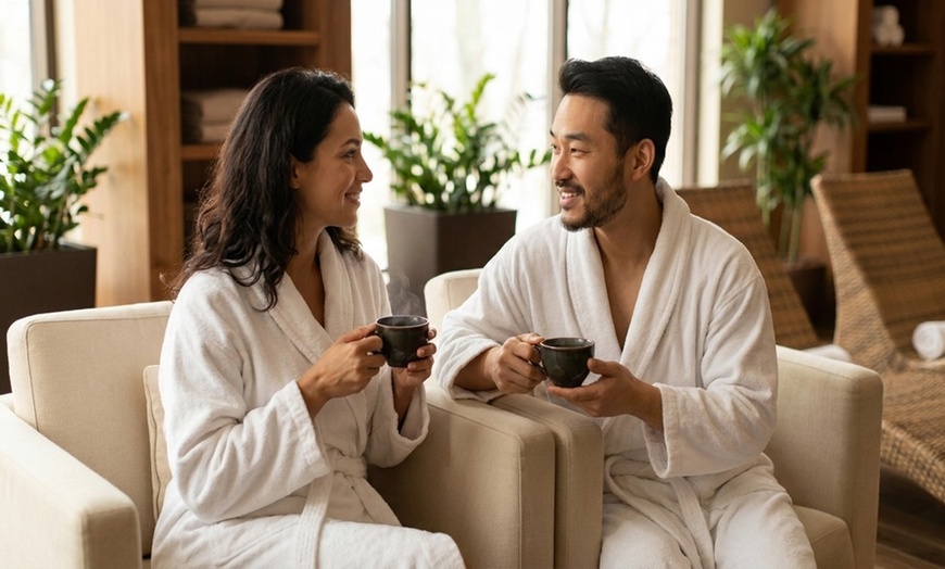 Image 4: 60 or 90 Minute Couples or Fusion Massage w/ Hot Towels and Hot stones