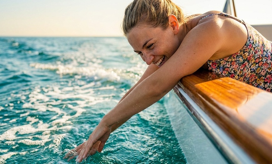 Image 8: Explore Orange County Waterways on 1-Hour Luxury Boat Tour of Orlando