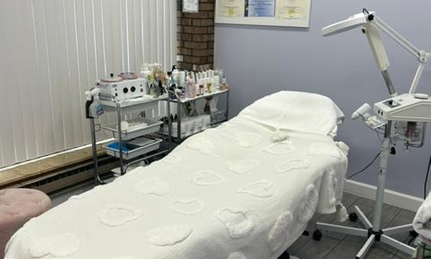 Image 3: Experience Smooth Skin with a Brazilian Waxing Session
