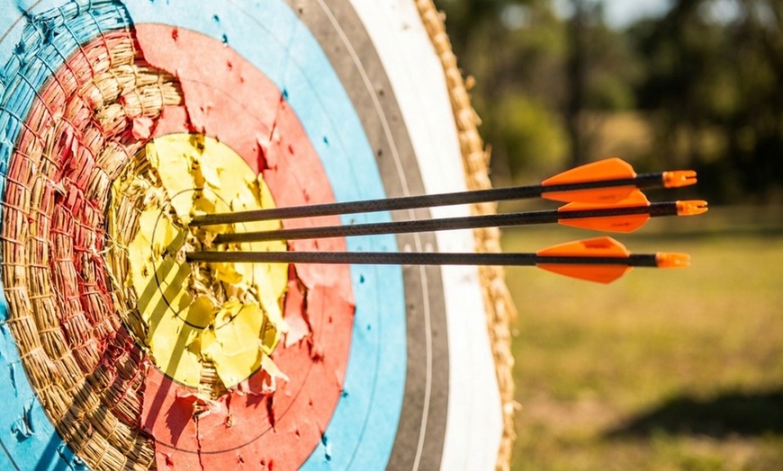 Image 6: Up to 39% Off on Archery at Invicta Sports
