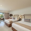 Image 23: Cabo Beachfront Resort with Infinity Pools & Rooftop Bar