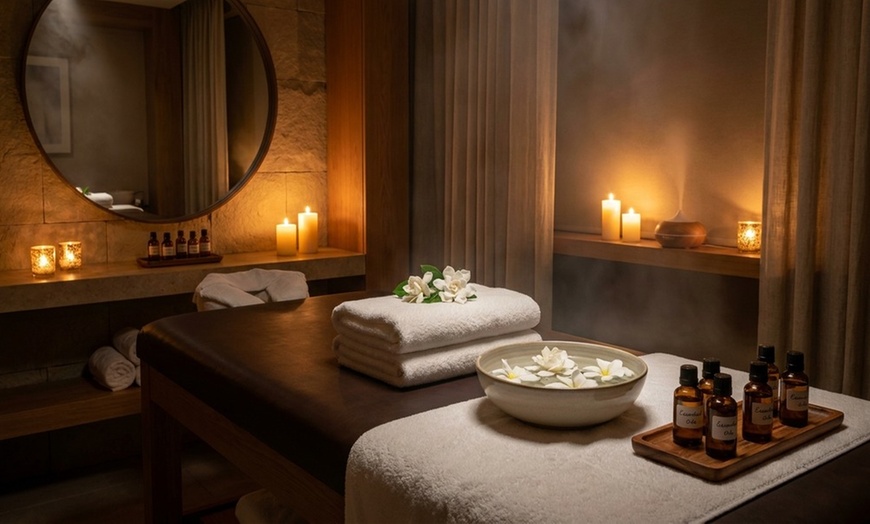 Image 4: 2-Hour Mini Chi Revitalization Package for One or Couples at Chi Spa
