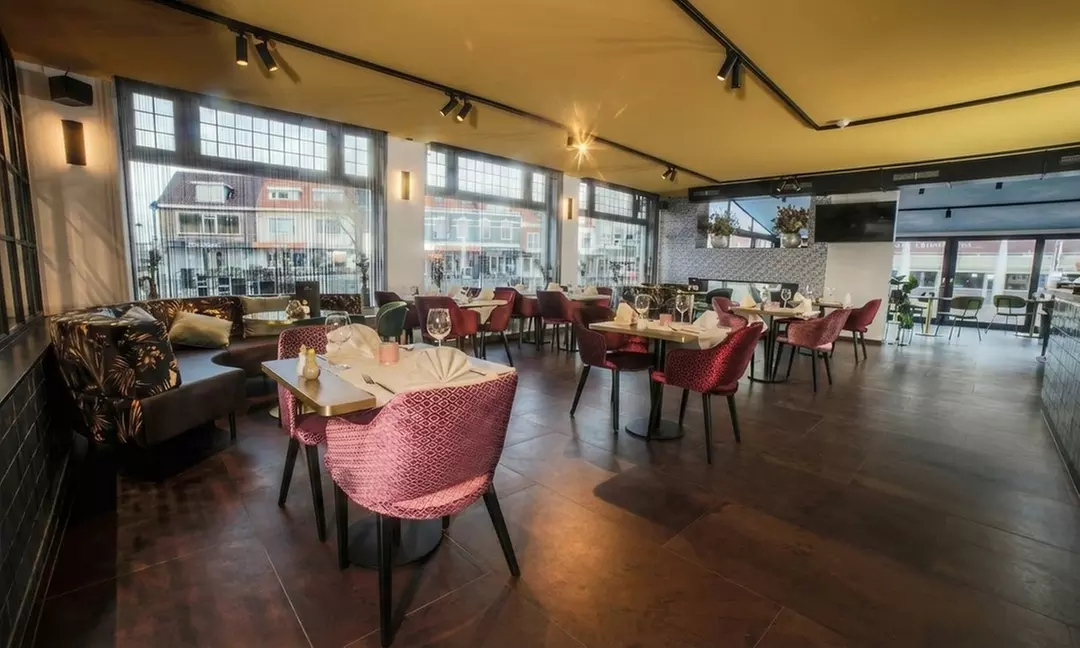 2 uur lang onbeperkt dineren in een historisch hotel