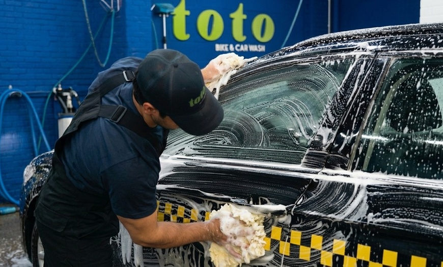 Image 2: Lavage Premium intérieur ou extérieur pour voiture