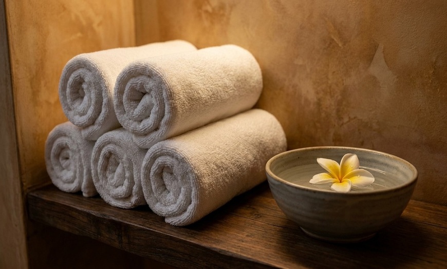Image 7: Couple's Luxury Swedish or Deep Tissue Massage