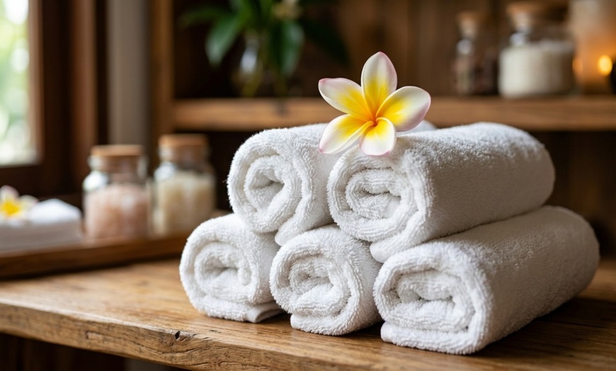 Image 2: 60-Minute Lymphatic Drainage Compression Massage Session