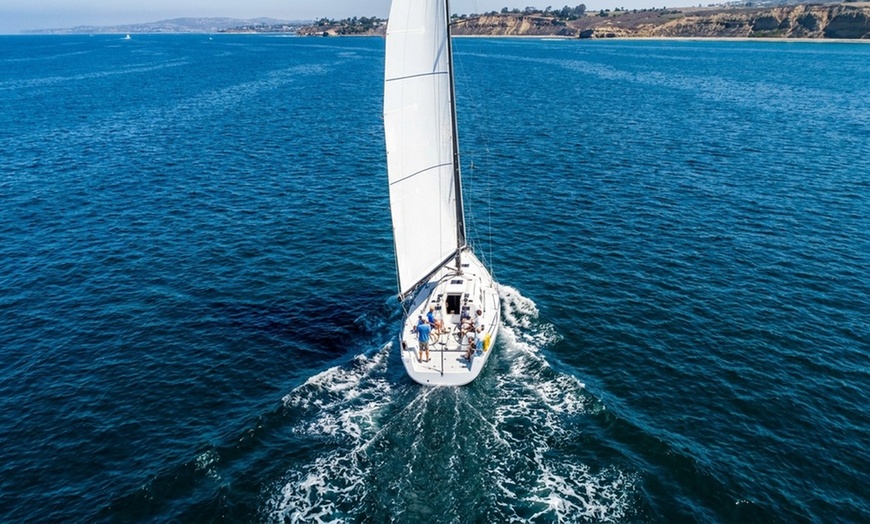 Image 4: Master the Seas with Sailing - Training at Harbor Island Yacht Club!