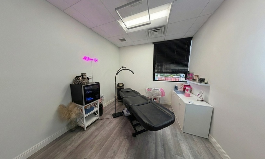 Image 3: Transform Your Look with Eyebrow Lamination with Tinting Services