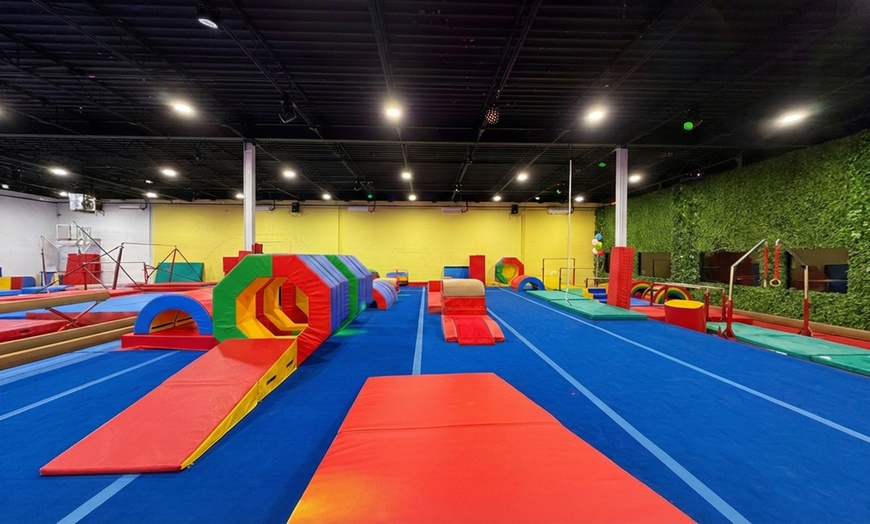 Image 3: Kids' Drop-In Sessions & Camps at Viking World