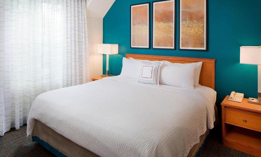 Image 22: Saddle River NJ Suite Hotel with Free Breakfast