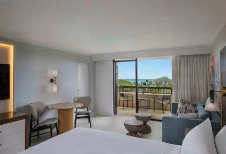 Garden-View King Room