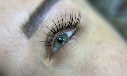 One Eyelash Lift Treatment - The Beauty Spot
