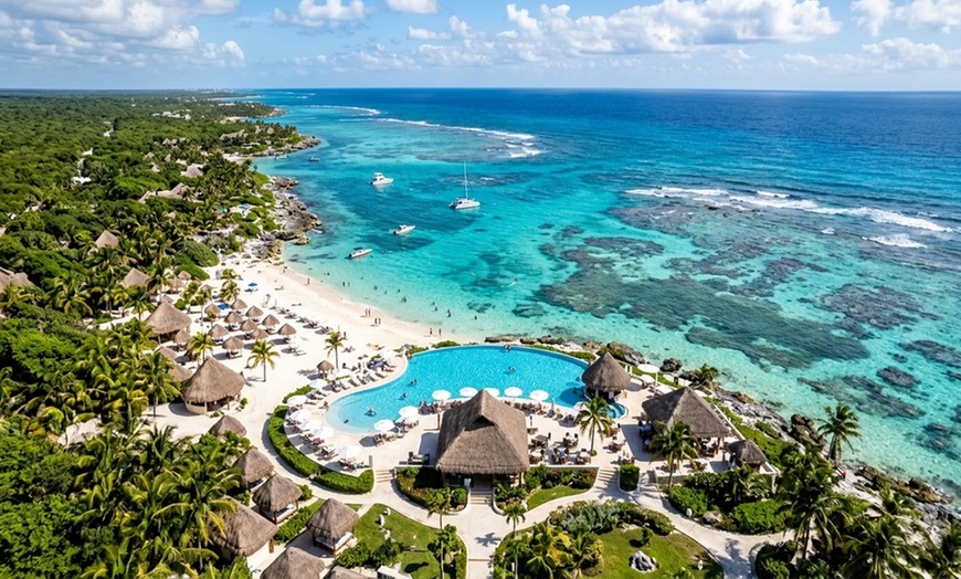 Image 4: 43% Off The Royal Garrafon Admission Package