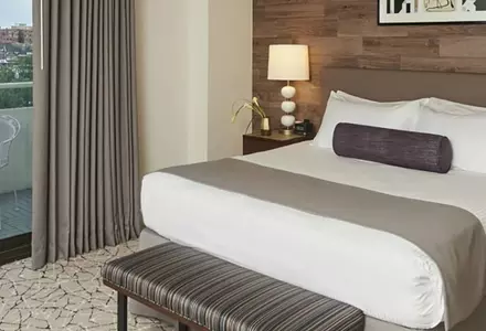 Deluxe King Room
