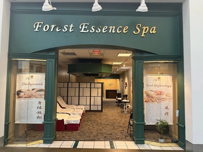 60 Minute Full Body Massage for 1 with Hot Stones, Reflexology and Aromatherapy - Forest essence spa