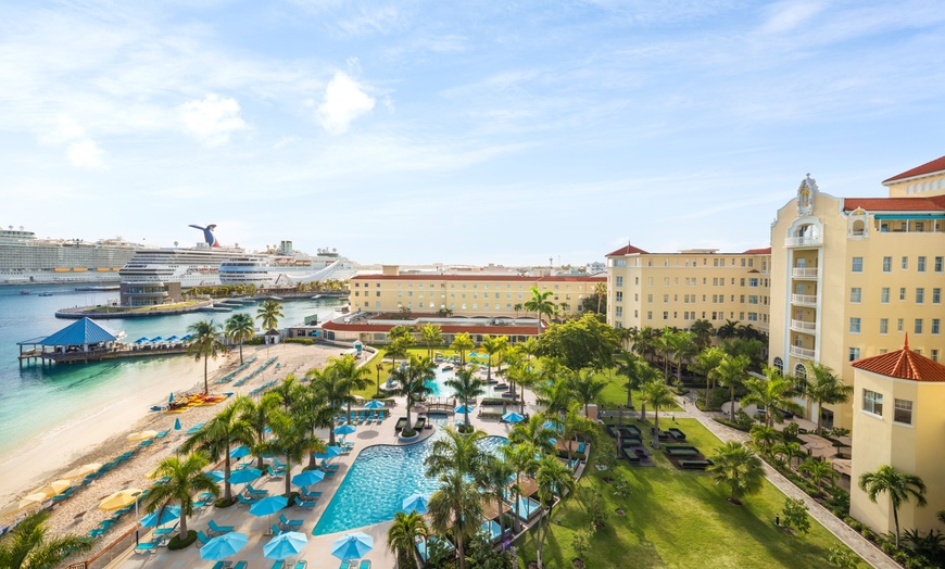 Image 34: Oceanfront escape near shopping, dining, and cruise port