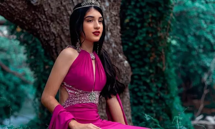 Sesión de fotos de quinceañera con 20 fotos editadas y una ampliación