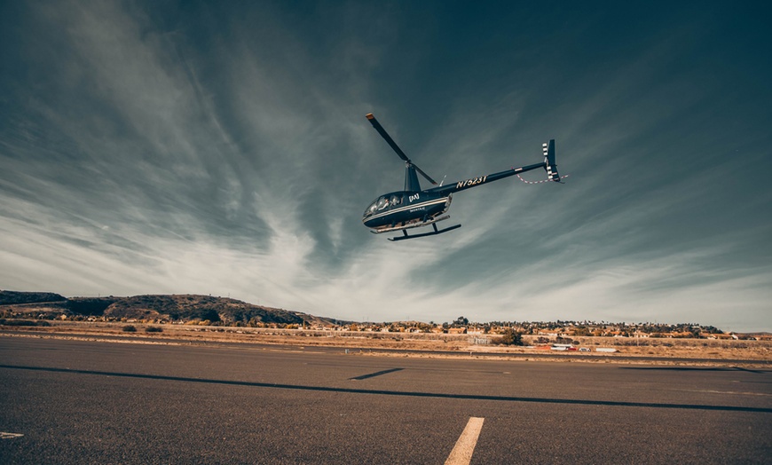 Image 5: Private Helicopter Tours: 15-Min Vegas Strip & 45-Min Grand Canyon