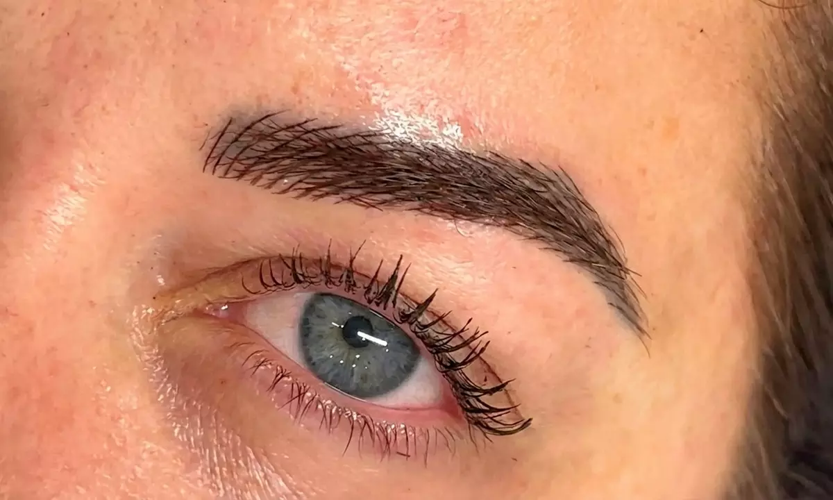 Sesión de microblading con visagismo de cejas para 1 persona