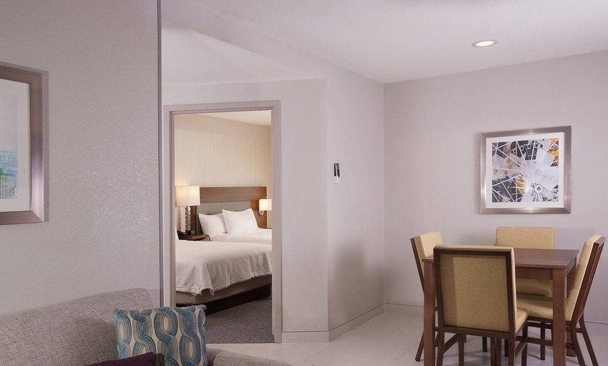 Image 33: Atlanta Perimeter Suites with Free Breakfast