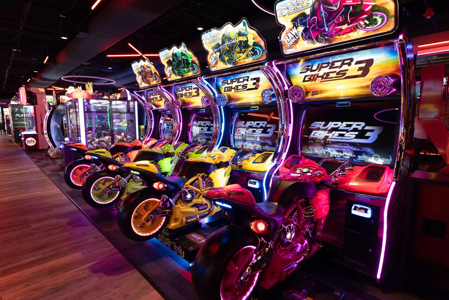 Bowling (Shoes included) For Your Whole Friend Squad at Lucky Strike