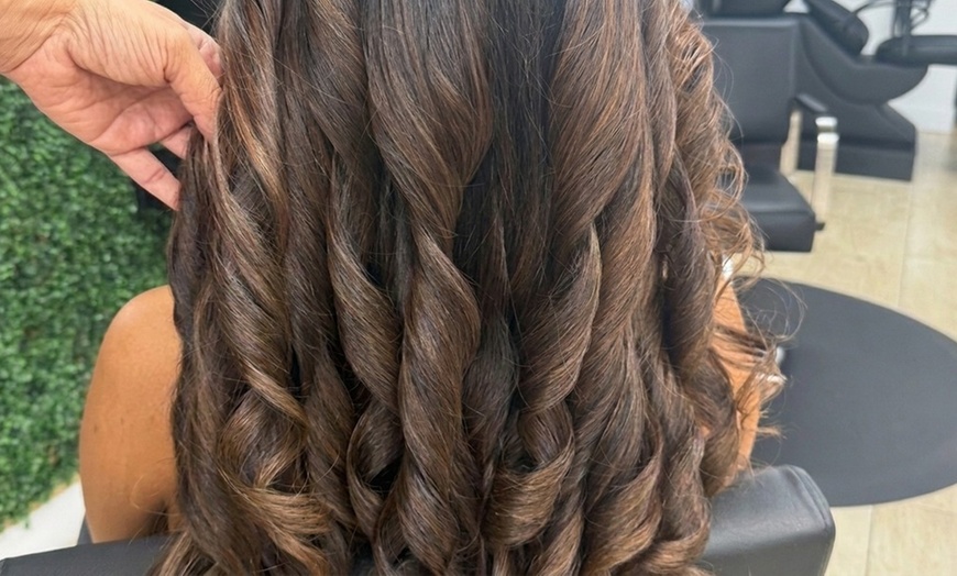 Image 2: Hair Conditioning, Blow-Dry and Eyebrow Grooming Packages