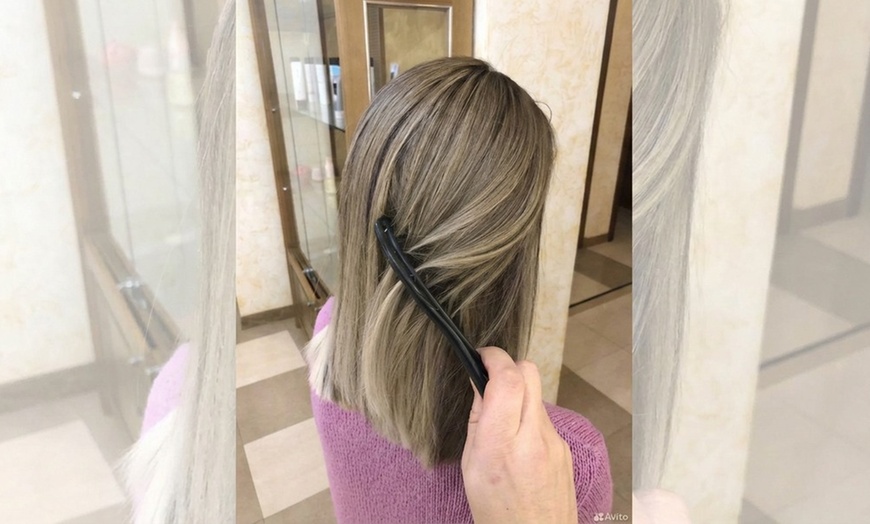 Image 2: Damen-Haarschnitt opt. inkl. Färben oder Strähnen für 1 Person