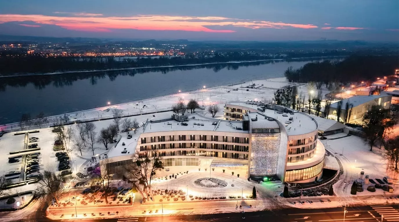 Pakiet masaży, Iconic Beauty lub Słodka Przyjemność dla dwojga