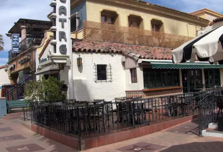 Plaza Theatre