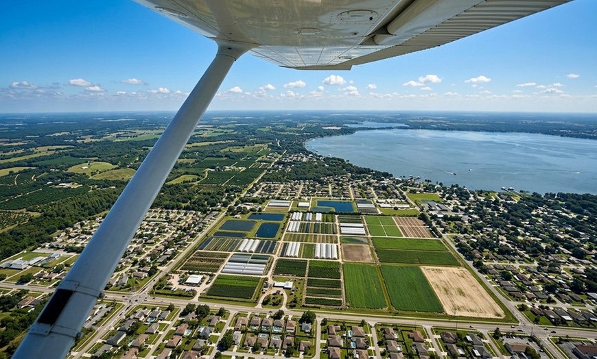 Image 2: Discovery Flights and Pilot Training