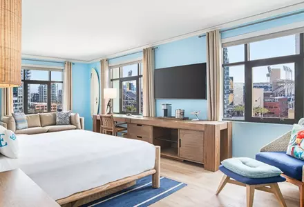 Deluxe Room One King Bed