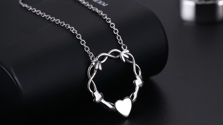 18k White Gold Infinity and Heart Pendant Necklace 18 Karat White Gold Plated