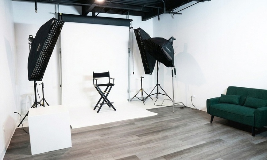 Image 2: Photo Studio Rental for Portraits & Content Creation