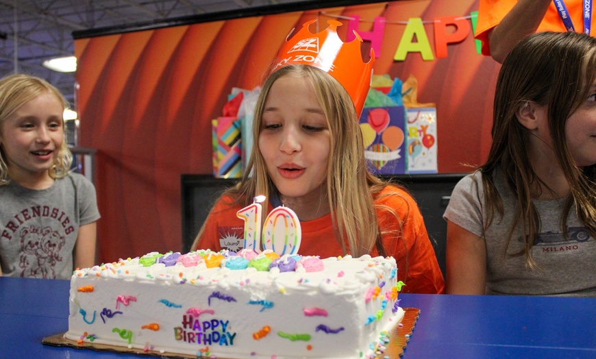 Image 8: Epic Party Package for up to 10 Jumpers at Sarasota