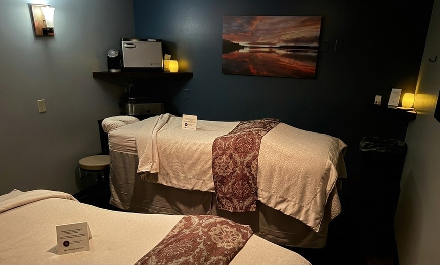 Image 3: 60 or 90-Min Massage, Facial, Both or Couples Massage with Elevation