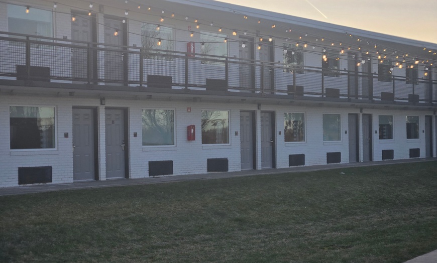 Image 25: Member-Only Deal: Dutch Wonderland Inn in Lancaster –Family-Friendly 