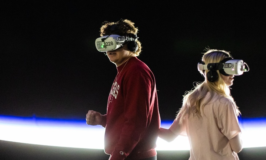 Image 3: Immersive VR Experience to Space - Atlanta